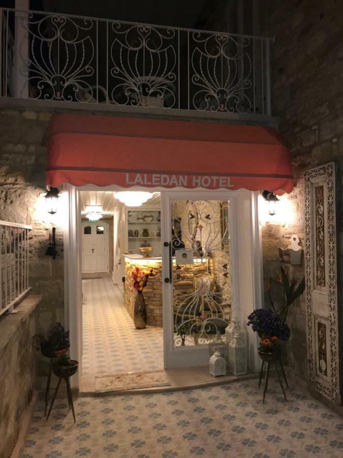 Laledan Hotel Cesme Ngoại thất bức ảnh